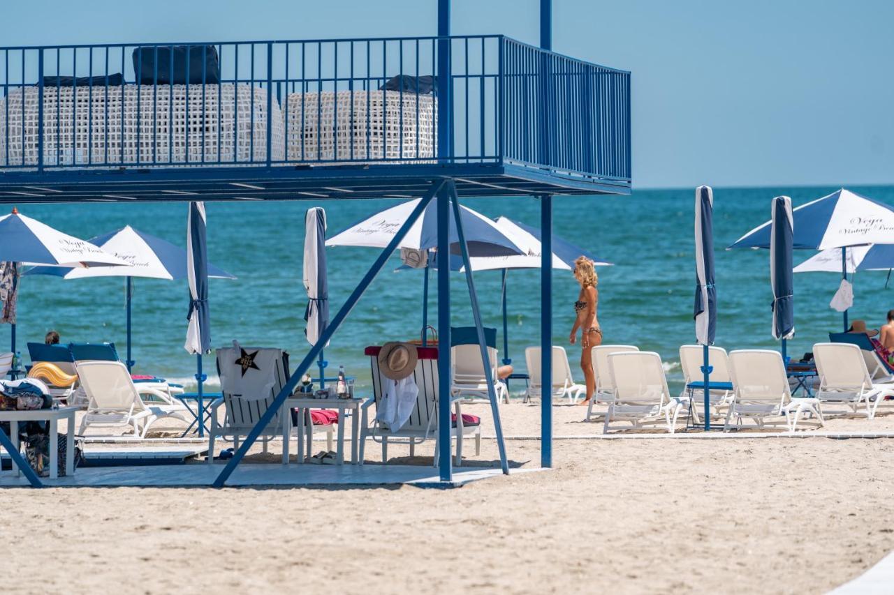 Moonlight Mamaia Apartments Exterior foto