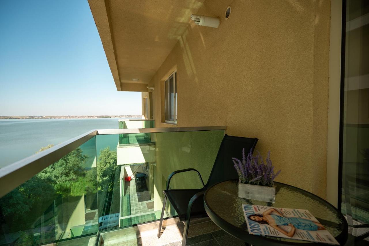 Moonlight Mamaia Apartments Exterior foto