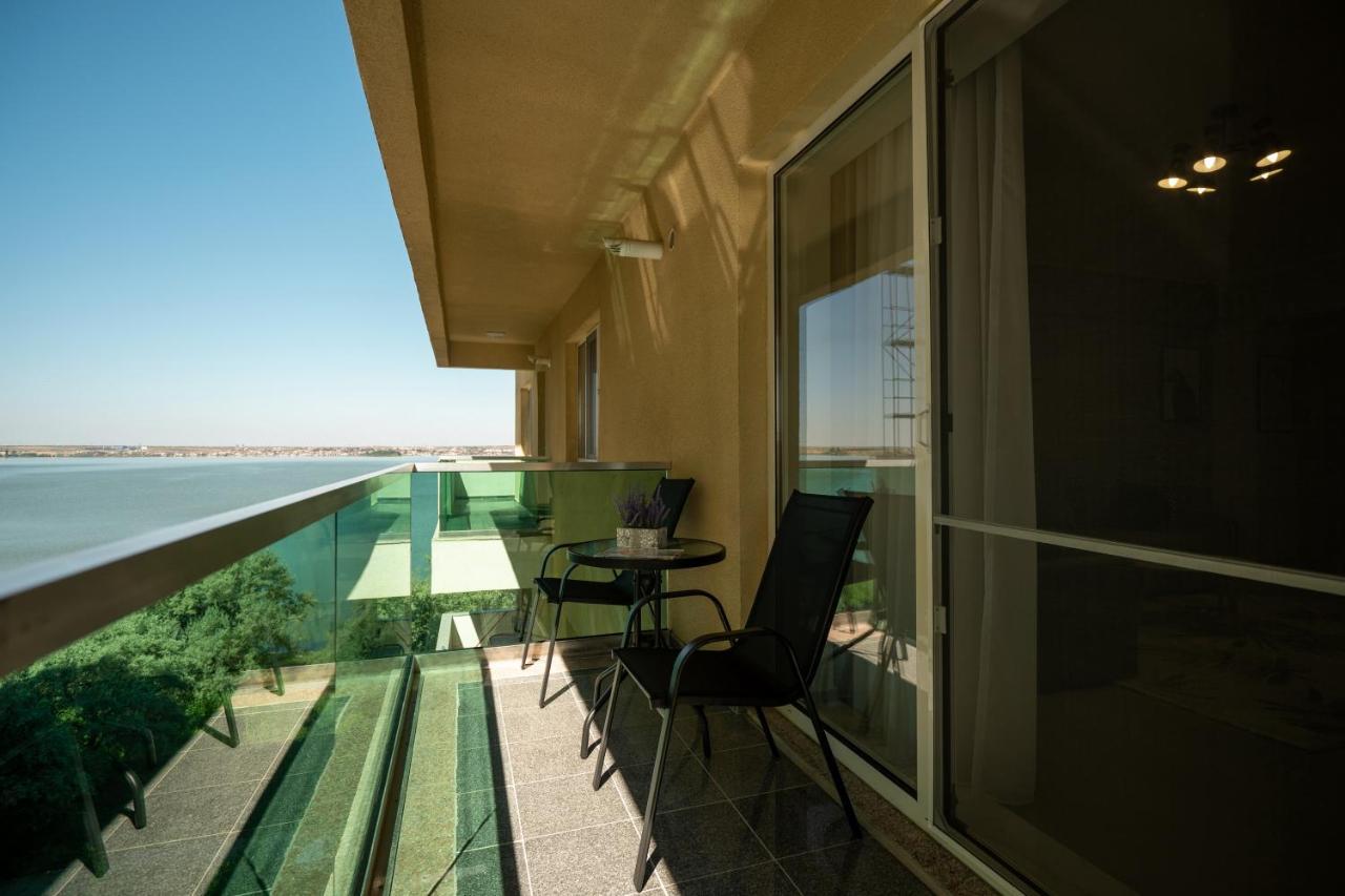 Moonlight Mamaia Apartments Exterior foto