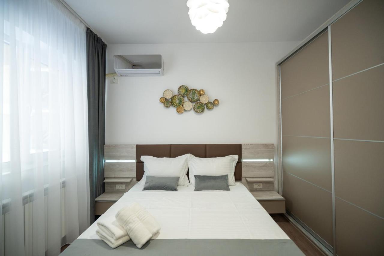 Moonlight Mamaia Apartments Exterior foto